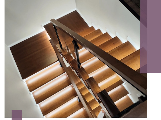 Изготовление П-образных лестниц под ключ в Перми