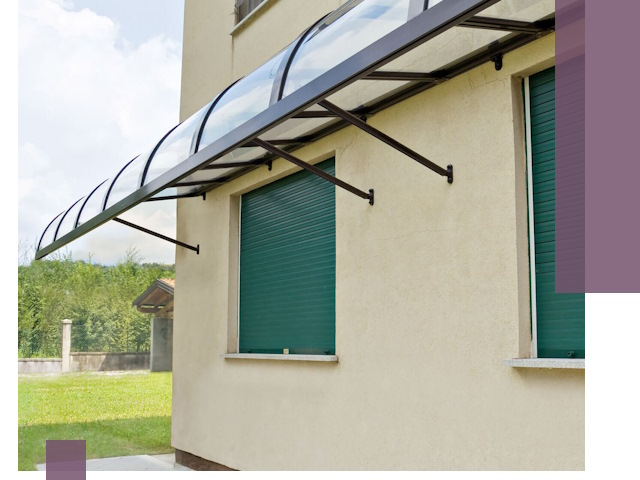 Козырьки над окнами в Перми — изготовление и монтаж по выгоде