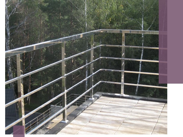 Парапеты из нержавеющей стали в Перми — изготовление и монтаж